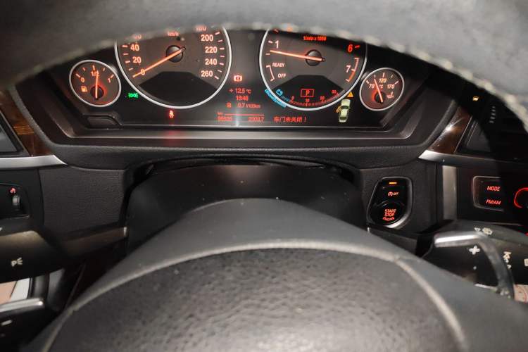 Used BMW 3 Series 2014 320Li Luxury Design Package