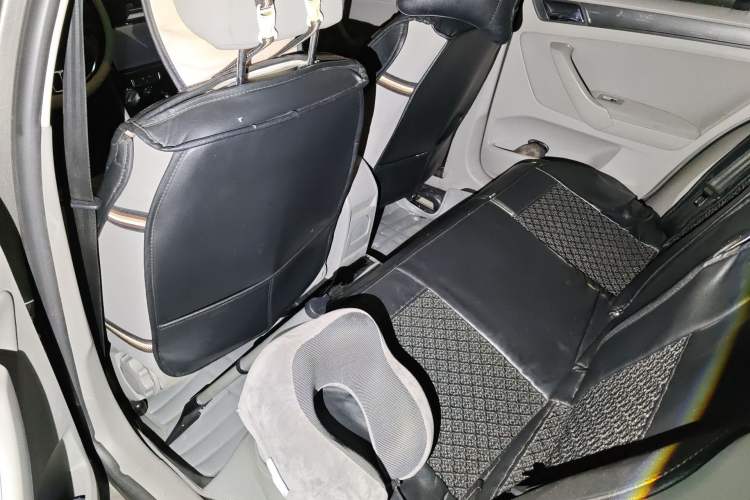 Used Volkswagen Bora 2014 1.6L Automatic Fashion Model