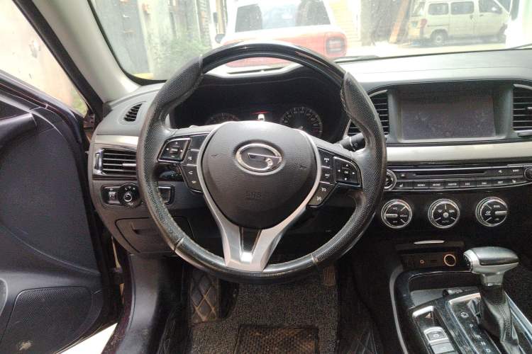 Used GAC Trumpchi GA6 2016 235T DCT Luxury Edition
