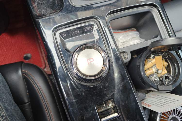 Used Haval DARGO 2021 1.5T DCT Two-Wheel Drive "Mǎquǎn" Edition Gear Lever