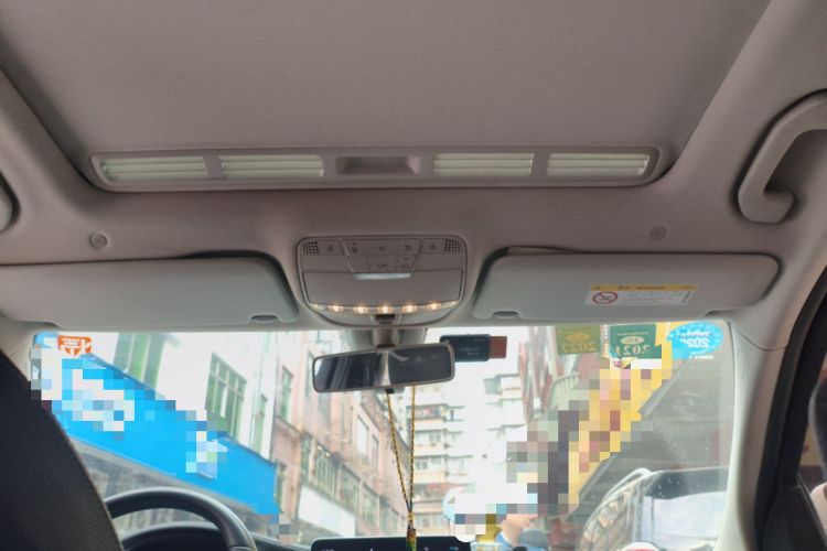 Used Mercedes-Benz C-Class 2019 C 180 L Dynamic Sports Edition Headliner