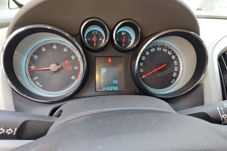 Used Buick GT 2012 XT 1.6L Automatic Fashion Edition