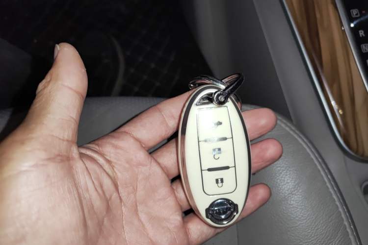 Used Nissan Sylphy 2014 1.6XV CVT Deluxe Edition Vehicle Key