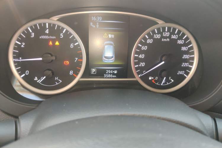 Used Nissan Tiida 2021 1.6L CVT Smart Drive Edition Odometer Close Up