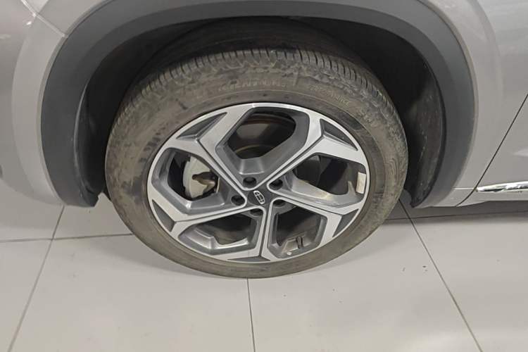 Used Geely Auto Monjaro L 2024 2.0TD High-Power Automatic Two-Wheel Drive Yunqi Version