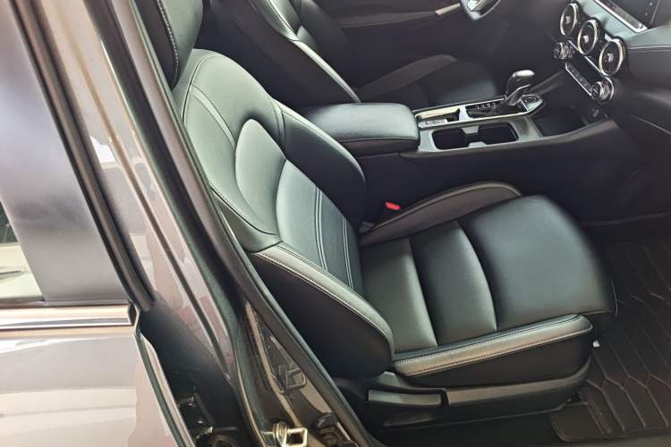 Used Nissan Sylphy 2022 1.6L XL CVT Enjoyment Edition Right Front Seat