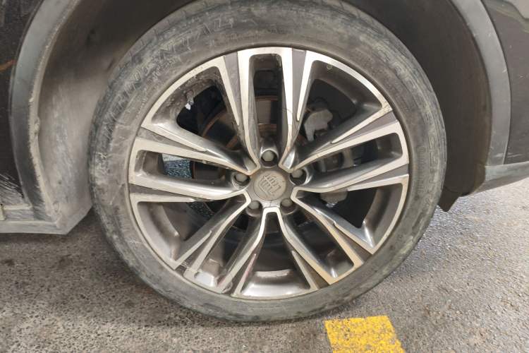 Used BYD Tang 2018 2.0T Automatic SmartConnect Prestige 7-Seater China V Standard