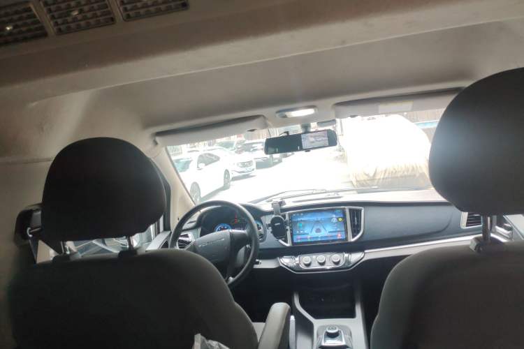 Used FORTHING Lingzhi M5 2022 Standard Version Base Model 7 Seats
