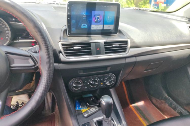 Used Mazda 3 Axela 2017 Sedan 1.5L Automatic Comfort Model Emission Standard China V
