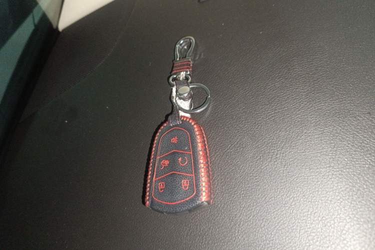 Used Cadillac XT5 2018 25T Luxury Model Vehicle Key