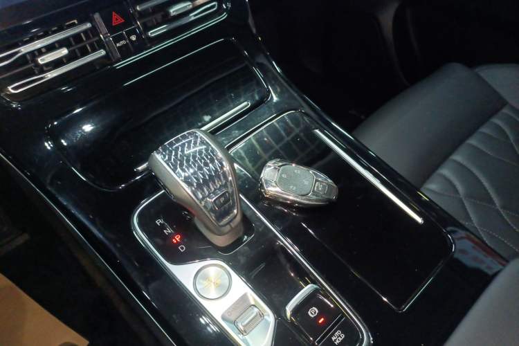 Used GAC Trumpchi M8 2024 Master Series 400T Ultimate Edition Interior 1