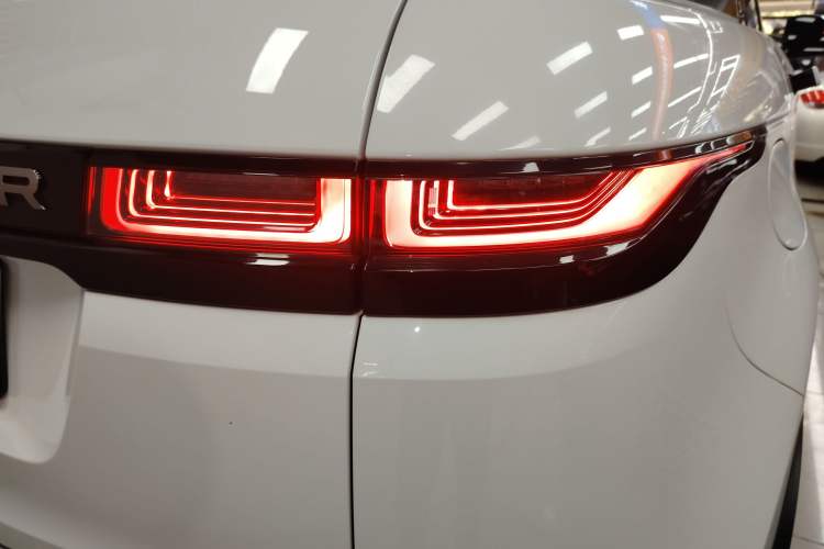 Used Land Rover Range Rover Evoque New Energy 2021 Aurora L P300e Luxury Edition