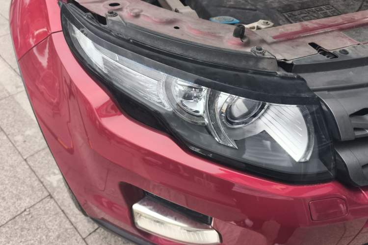 Used Land Rover Range Evoque 2014 2.0T 5-Door Luxury Edition
