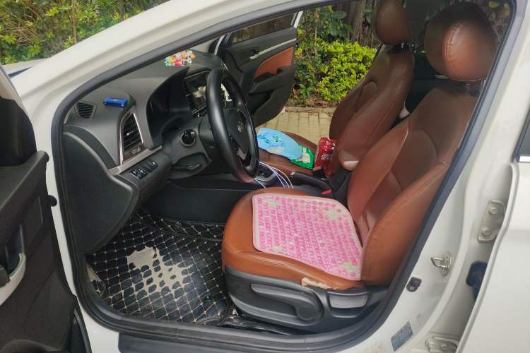 Used Hyundai Elantra (6th Generation / Lingdong) 2016 1.6L Automatic ZhiXuan – Elite Version
