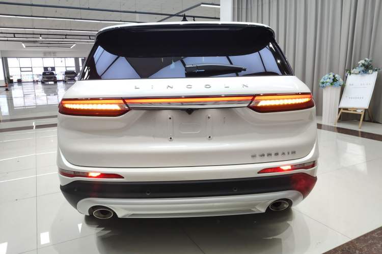 Used Lincoln Corsair 2022 2.0T Two-Wheel Drive Luxury Edition Rear