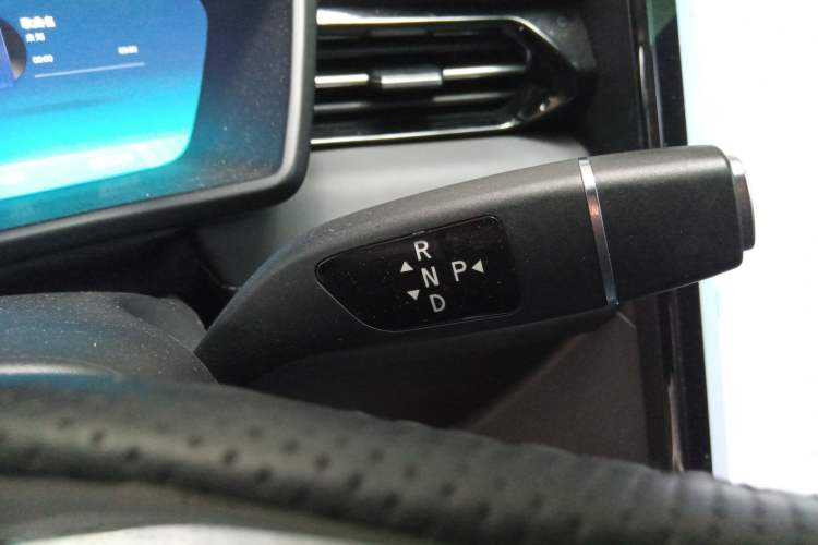 Used XPeng G3 2021 G3i 520G Gear Lever
