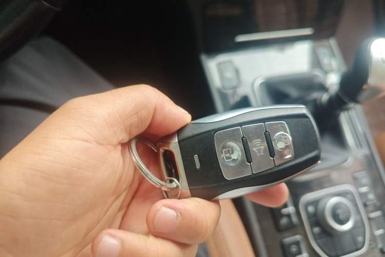 Used Haval H6 Coupe 2015 Blue-Label 2.0T Manual Two-Wheel Drive Prestige Model Vehicle Key