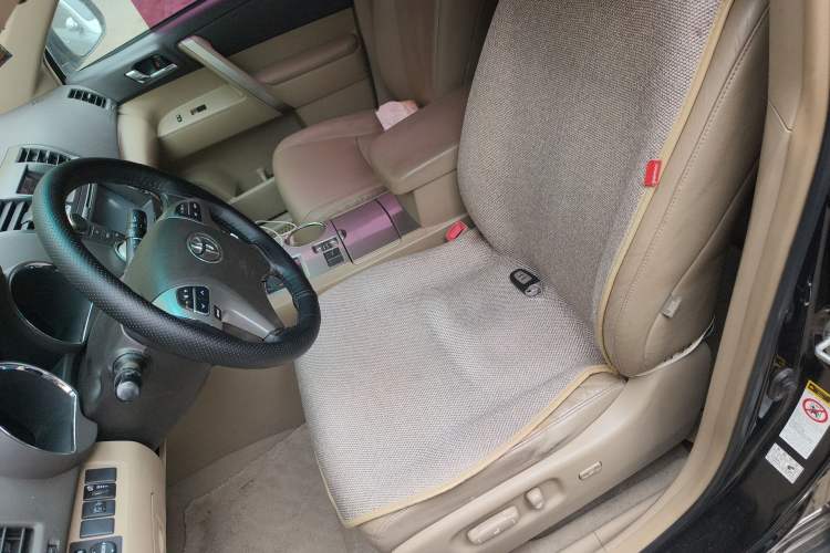 Used Toyota Highlander 2013 2.7L Two-Wheel Drive 7-Seater Zijin Edition
