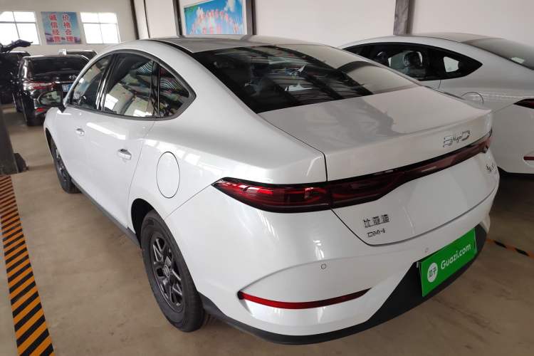 Used BYD Qin PLUS 2025 DM-i Smart Drive 55KM Leading Model