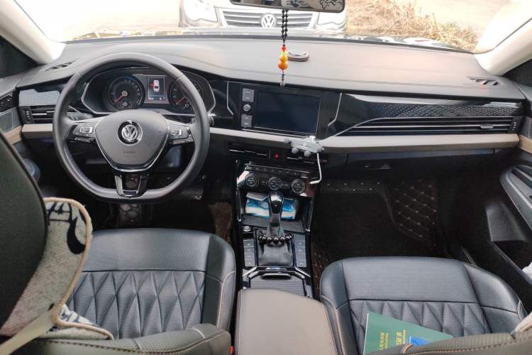 Used Volkswagen Passat New Energy 2019 430 PHEV Hybrid Luxury Edition Center Console