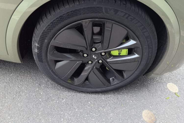 Used Li Auto L9 2022 Max model Exterior 7