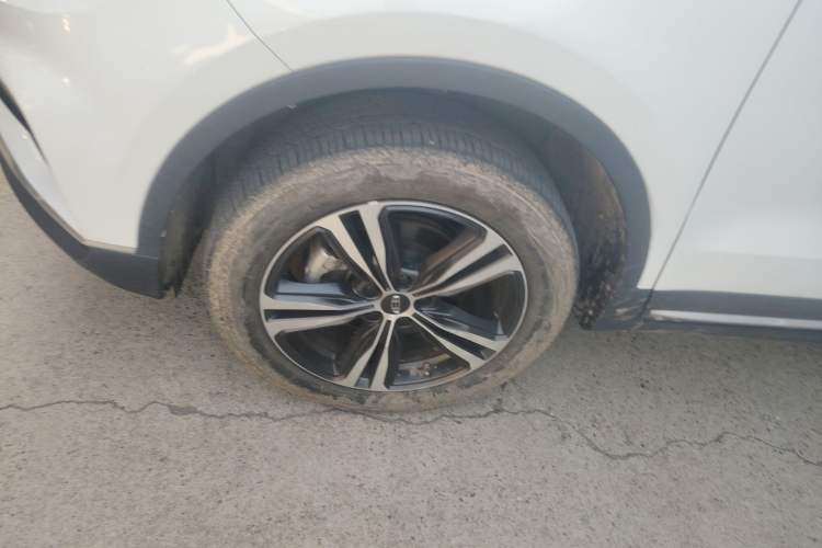 Used Geely Auto Emgrand X7 Sport 2022 1.8TD DCT Zhiya Trim Exterior 4