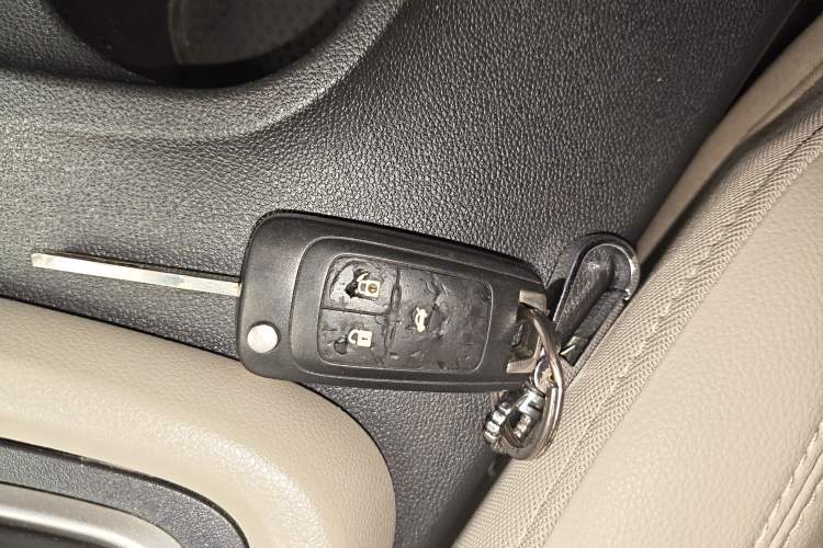 Used Buick GT 2017 15N Automatic Elite Version Vehicle Key