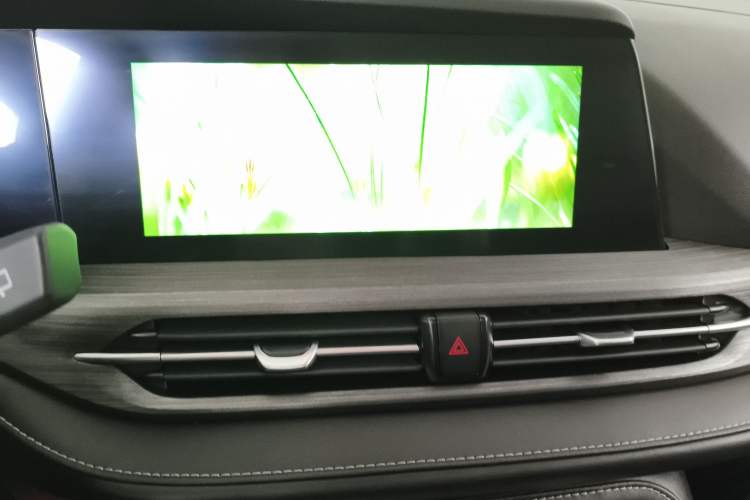 Used Changan CS55PLUS 2020 1.5T Manual Colorful Model
