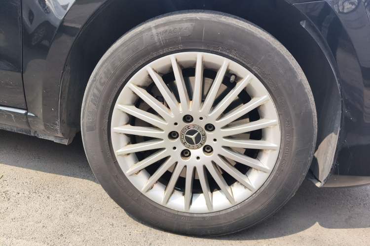 Used Mercedes-Benz V-Class 