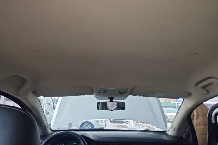 Used Geely Auto Vision X3 2019 Upgraded Model 1.5L Manual Elite Version
