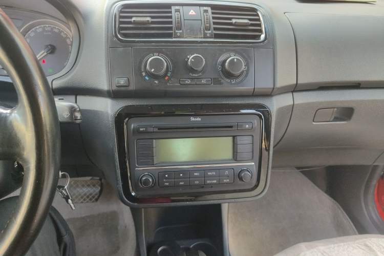 Used Skoda Fabia 2011 1.6L Automatic Cool Black Edition