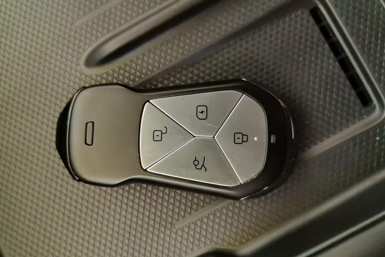 Used XPeng G6 2024 580 Long-Range Plus Vehicle Key