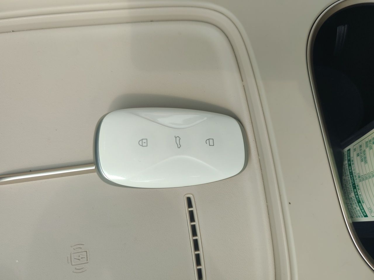 Dongfeng Aeolus L8 2025 Model 185KM Dream Edition — снимка 20
