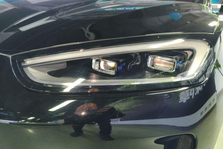 Used Hima AITO M5 2025 Extended-Range Ultra Rear-Wheel-Drive Version
