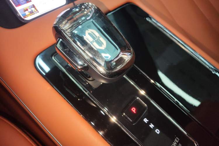 Used Hima AITO M7 2024 1.5T Intelligent Drive Rear-Drive Ultra Version 5 Seats