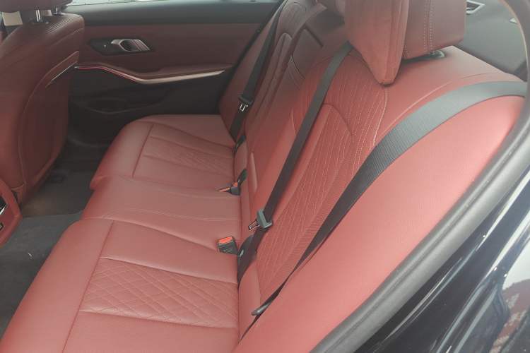 Used BMW i3 2023 eDrive 40 L Midnight Sports Package