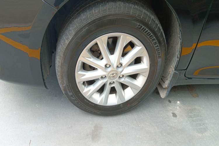 Used Toyota Camry 2016 2.0G 10th Anniversary Leading Edition
