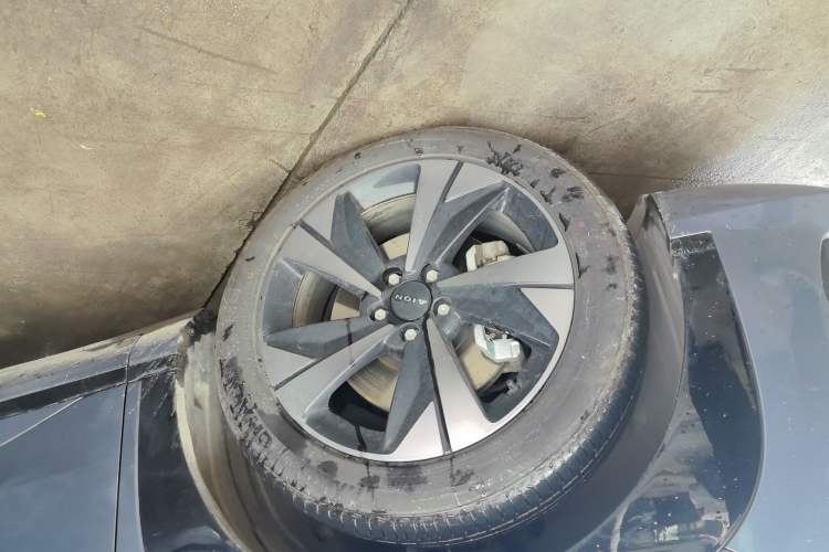 Used AION V 2026 Model Aion Tyrannosaurus Family Edition 520 Zhi Hao Edition
