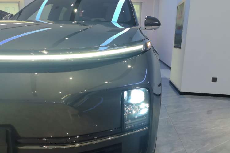 Used Li Auto L8 2025 Ultra Smart Refreshed Edition