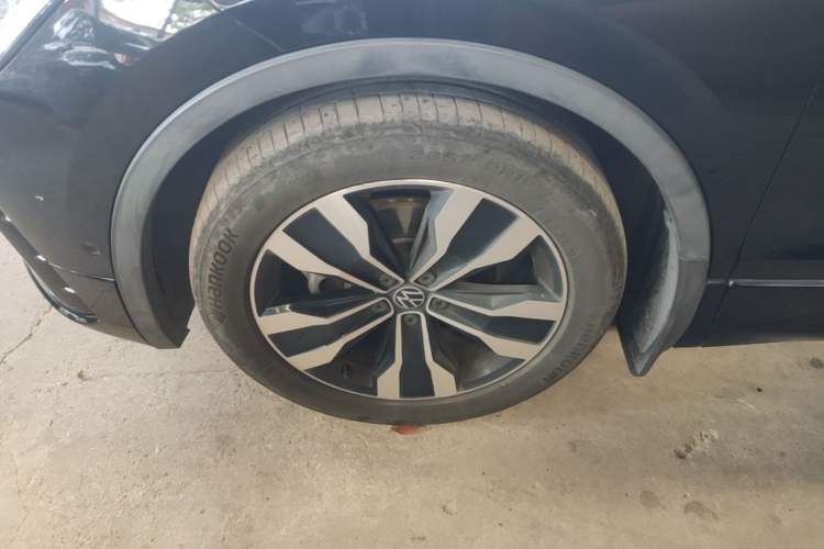 Used Volkswagen Tiguan L 2022 330TSI Automatic Two-Wheel Drive R-Line Enhanced Edition