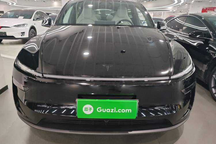 Used Tesla Model Y L 2025 Model Long-Range All-Wheel-Drive Version Front