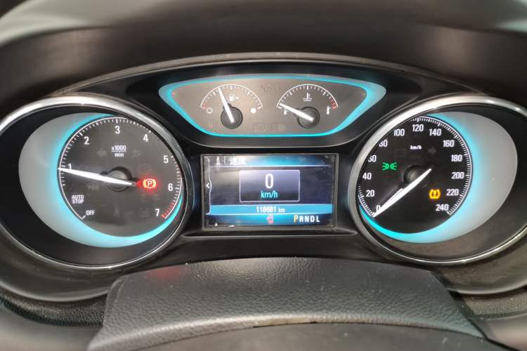 Used Buick Envision 2016 20T Two-Wheel-Drive Elite Model
