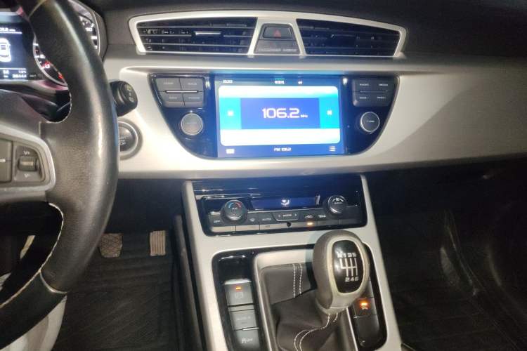 Used Geely Auto Emgrand X7 Sport 2016 2.0L Manual Smart Connect Version