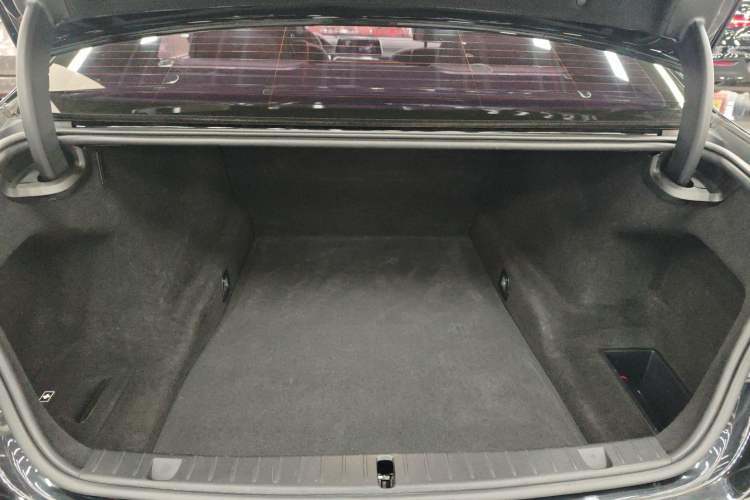 Used BMW 7 Series 2018 730Li Luxury Edition M Sport Package