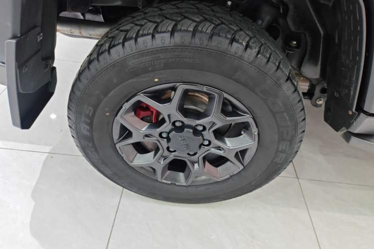 Used BAIC Off-Road BJ40 2023 2.0D Automatic Four-Wheel Drive Blade Hero Edition Adventurer Type