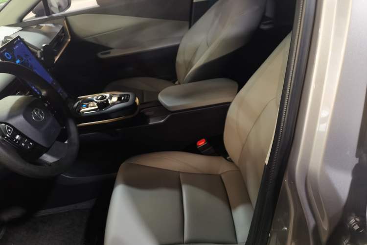 Used Toyota bZ3 2024 517 km Elite PRO