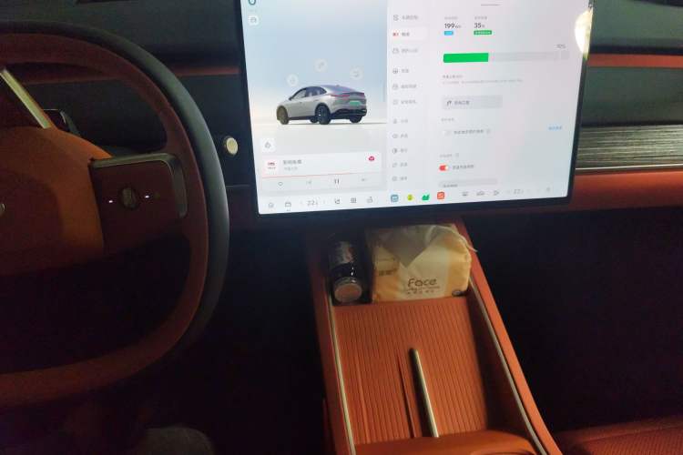 Used ONVO L60 2024 60 kWh Rear-Drive Version
