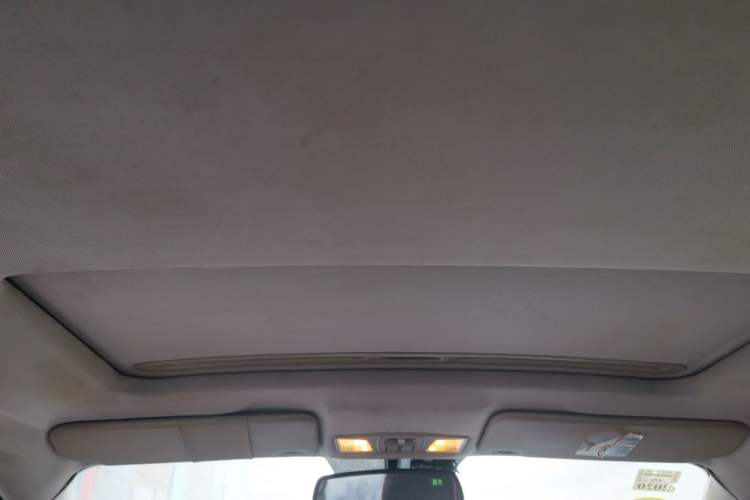 Used Bestune B50 2012 1.6L manual sunroof version
