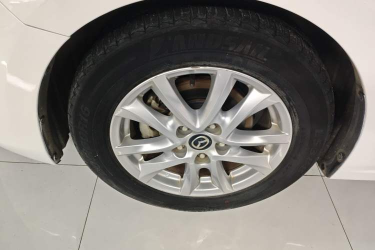 Used Mazda 3 Axela 2017 Sedan 1.5L Automatic Comfort Model Emission Standard China V