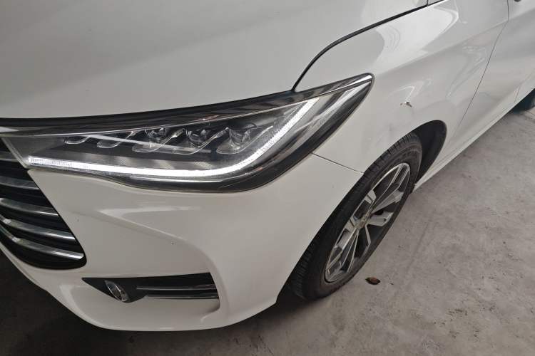 Used BYD Song MAX 2019 1.5T Automatic Smart Connect Ruiyi Sunroof Version 6 Seats China VI Standard